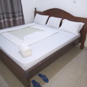 Ένα ή περισσότερα κρεβάτια σε δωμάτιο στο Angelina guest house