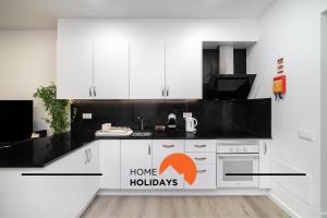Nhà bếp/bếp nhỏ tại #304 - Albufeira Beach House by Home Holidays