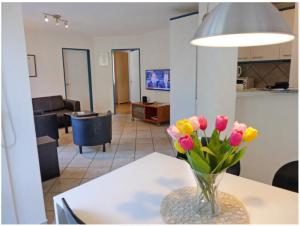 Μια τηλεόραση ή/και κέντρο ψυχαγωγίας στο Marta Holiday Apartment