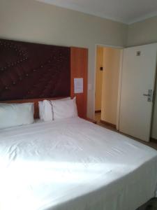 Afbeelding uit fotogalerij van Lodge on 98 Alexander in Parow