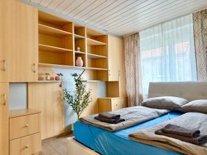 صورة لـ Cosy Apartment Near Airport & Train في سخويشات