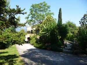 Jardín al aire libre en Appartement Castagniers