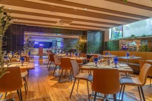 Um restaurante ou outro lugar para comer em The Royal Sonesta Washington DC Dupont Circle