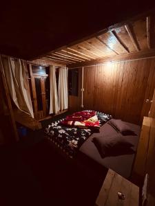 Foto sihtkohas Jibhi asuva majutusasutuse Tree House galeriist