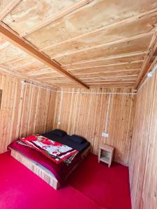Foto sihtkohas Jibhi asuva majutusasutuse Tree House galeriist