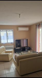 Et tv og/eller underholdning på La maison la calade