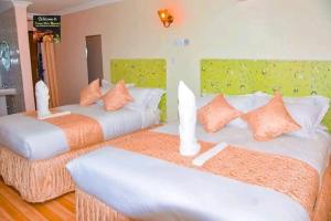 Voodi või voodid majutusasutuse The Forest View Resort ltd toas