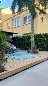 Bazén v ubytovaní Holiday Apartment Javea, Puerto, planta baja, 2 bedr, own garden alebo v jeho blízkosti