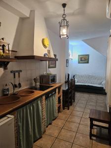 Dapur atau dapur kecil di Meson Rural Iptuci