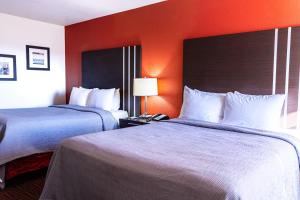 Postel nebo postele na pokoji v ubytování Quality Inn Amarillo I-40 East