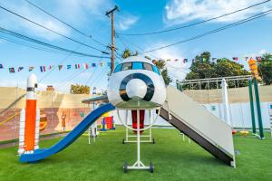 Galaxy Quest: Playground, Arcade, and Endless Fun的儿童游玩区