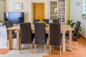 Μια τηλεόραση ή/και κέντρο ψυχαγωγίας στο House Midas