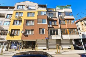 The building in which Az apartmant is located