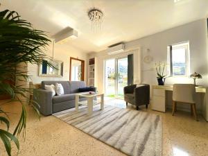 Gallery image of Close to beach unique & cozy apartment 3 balconies country Views in Mellieħa