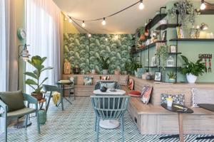 Stay KooooK Leipzig City - Online Check In的休息区