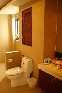 Koupelna v ubytování TSE Residence [by Samui Emerald]