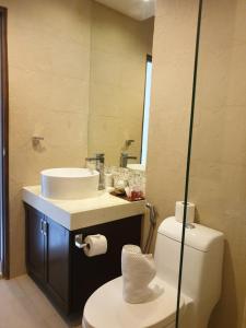 Koupelna v ubytování TSE Residence [by Samui Emerald]
