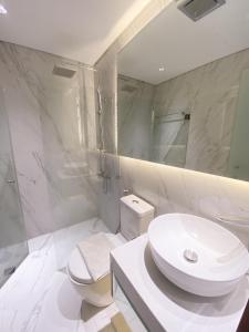 A bathroom at Ironwood Hotel