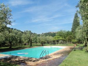 The swimming pool at or close to La Chiusetta