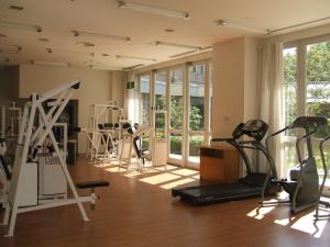 Fitness centrum a/nebo fitness zařízení v ubytování Narita Gateway Hotel