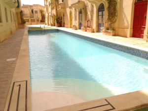Bazén v ubytování Apartment With Pool Gozo nebo v jeho okolí