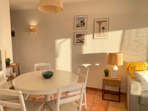 Posezení v ubytování OHLALIFE! ACHACAY 8 playa los cristianos