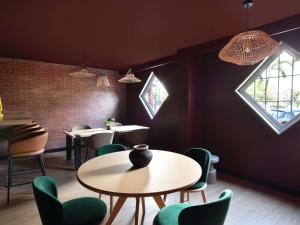Ibis Styles Abidjan Marcory的休息区