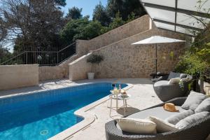 Fotografie z fotogalerie ubytování New! Villa Vita Adele pool sauna jacuzzi sea view v Dubrovníku