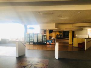 Kuchyň nebo kuchyňský kout v ubytování Budget Inn Denver Downtown