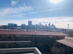 Nespecifikovaný výhled na destinaci Denver nebo výhled na město při pohledu z hotelu