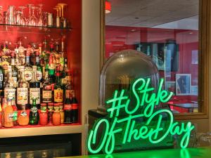 Nápoje v ubytování ibis Styles Honfleur Centre Historique