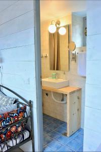 Ένα μπάνιο στο Casa Di Porto Vecchio +16 φωτογραφίες