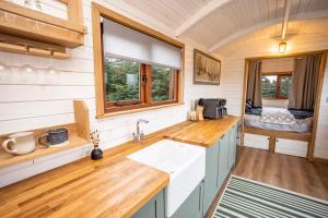 Gower Fresh Reindeer Lodge的休息区