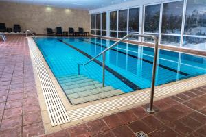 Piscina di Hotel Winterberg Resort o nelle vicinanze