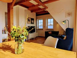 Posezení v ubytování Gemütliche Wohnung an der Nordseeküste in Utgast