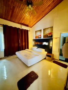 Gallery image of Aloha inn in Himmafushi