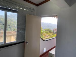 Общий вид на горы или вид на горы из апартаментов/квартиры