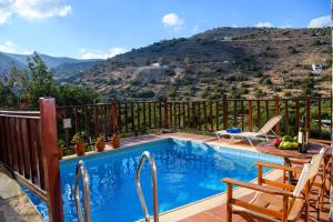 Γενική θέα στο βουνό ή θέα στο βουνό από  αυτή η παραθεριστική κατοικία +32 φωτογραφίες