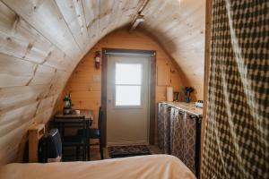 Ένα ή περισσότερα κρεβάτια σε δωμάτιο στο Entre Lemoine et l'arbre