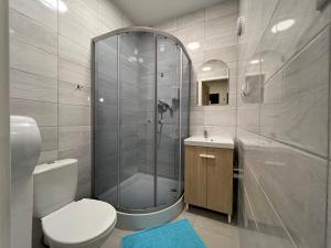 Kúpeľňa v ubytovaní ETNA - Hostel -Noclegi Rzeszów 24 Pokoje