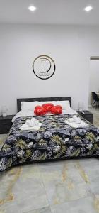 Кровать или кровати в номере Da Tonino luxury apartments