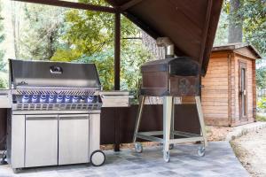 Εγκαταστάσεις μπάρμπεκιου για όλους τους επισκέπτες του bed and breakfast