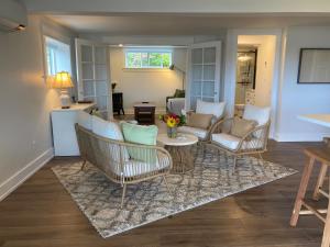 Televisyen dan/atau pusat hiburan di Ladysmith Harbour View House