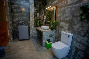 Koupelna v ubytování Dillenia Inn-Unawatuna