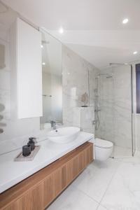 Ένα μπάνιο στο Villa 23 B heated pool