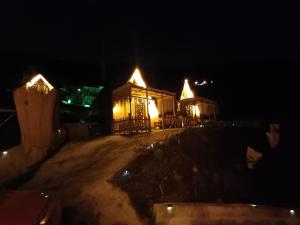 Budova, kde se the luxury tent nachází
