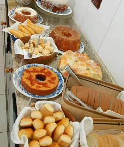 Comida no hotel ou em algum lugar perto