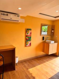 Galeriebild der Unterkunft MERAKI BEACH RESORT Lodges in Lomé + 25 Fotos