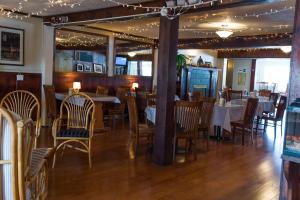 En restaurang eller annat matställe på The Cove Inn