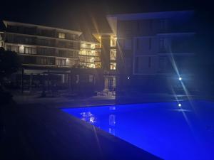 Πισίνα στο ή κοντά στο Sibaya's Premium Apartment in Coral Point +28 φωτογραφίες